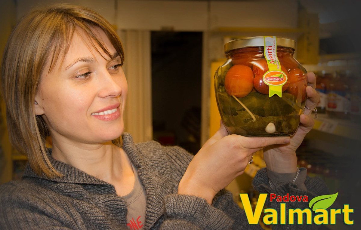 Лариса в магазине VALMART