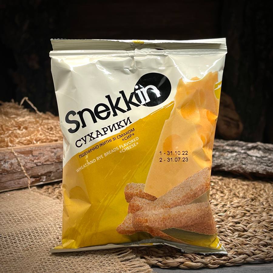 Сухарики со вкусом сыра "Snekkin" — фото 1