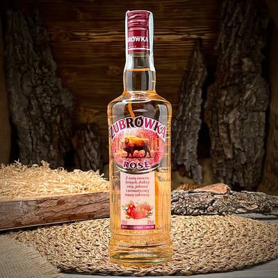 Ликер с экстрактом дикой розы "Zubrowka"