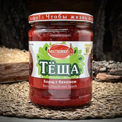 Borsch in scatola Tyoshcha con bacon (zuppa di barbabietole)