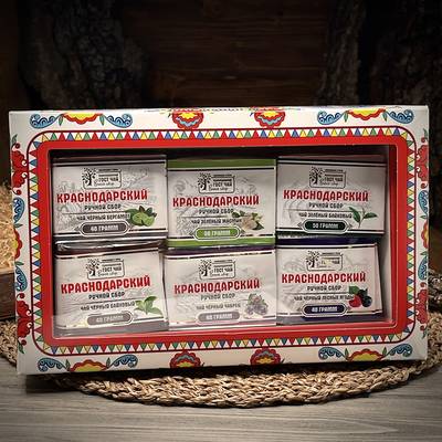 Assortimento di tè di Krasnodar, raccolta a mano
