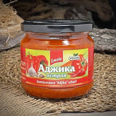 Аджика острая "Емеля"