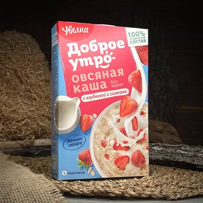 Овсяная каша с клубникой и сливками "Увелка"