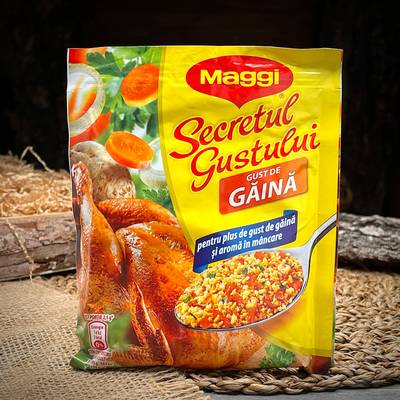 Base per brodo di pollo denso "Maggi"